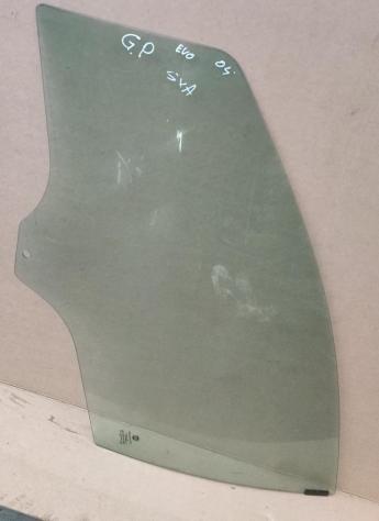 VETRO SCENDENTE ANTERIORE SINISTRO FIAT Grande Punto 2° Serie (0810)