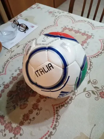 Pallone Adidas Capitano Italia Size 5 calcio da co - Foto 3