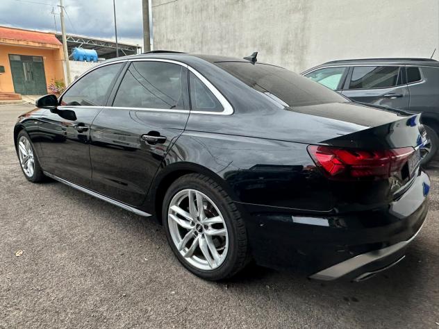 Audi A4 35 TDI/163 CV S tronic line edition - Foto 4