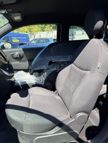 Fiat 500 1.0 Hybrid SINISTRATA - Foto 8