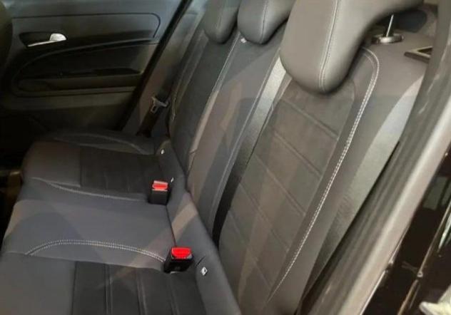 NEW Fiat 600 Hybrid 145 CV DCT MHEV Sport - Foto 5