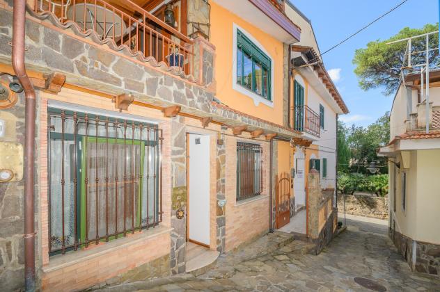 Appartamento in Via Peppino Manente
