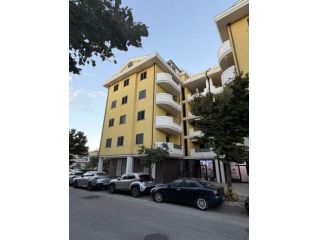 Appartamento in Affitto in zona SEMICENTRO