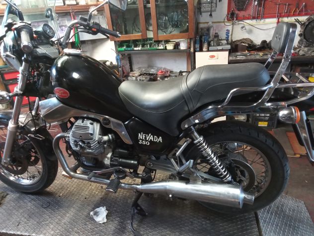 MOTO GUZZI NEVADA RICAMBI .