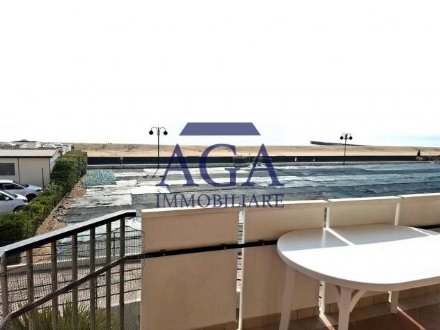 APPARTAMENTO di 3 vani e di 45 mq (JESOLO) rif. AR55_27