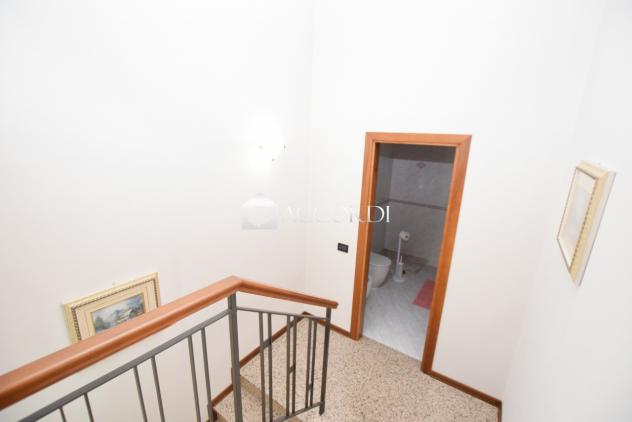CASA INDIPENDENTE di 11 vani e di 220 mq (VOLPAGO DEL MONTELLO) rif. SW130_3 - Foto 19