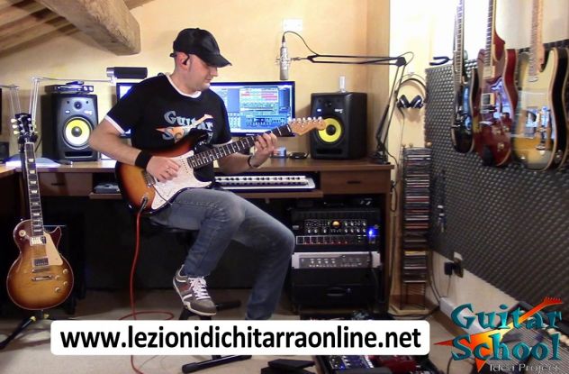 Corsi di chitarra elettrica e acustica su Zoom lezioni online individuali - Foto 3