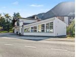 Locale Commerciale - Racines . Rif.: G044