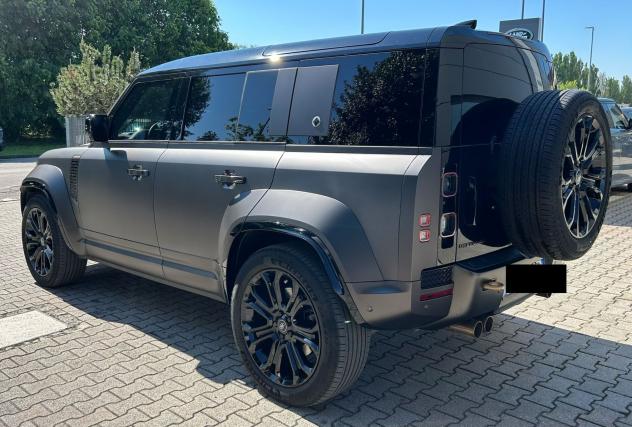 Land Rover Defender 110 4.4 V8 635 CV AWD Auto OCTA - Foto 6