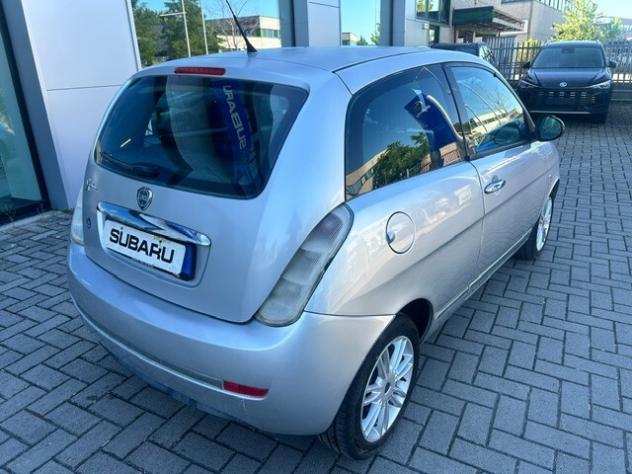 Lancia Ypsilon 1.2 69 CV 5 porte S&S Platinum - Foto 7