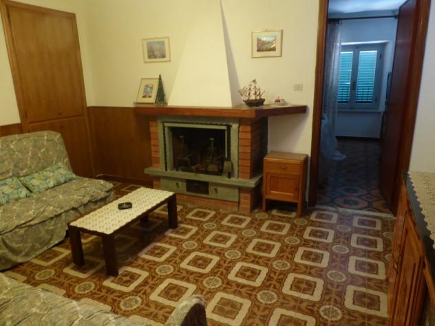 Porzione di casa in vendita a Seravezza - Foto 3