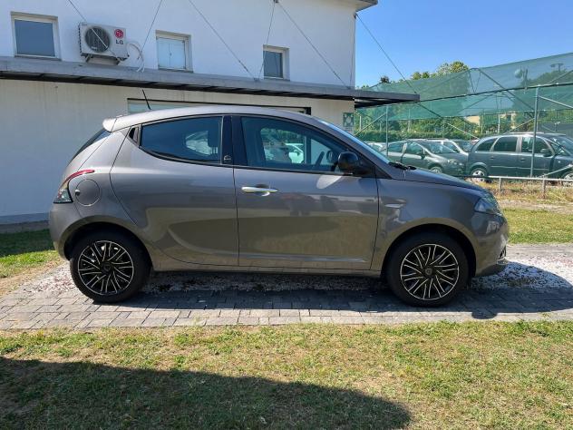 Lancia Ypsilon 1.0 FireFly 70cv S&S Hybrid GOLD - Foto 7