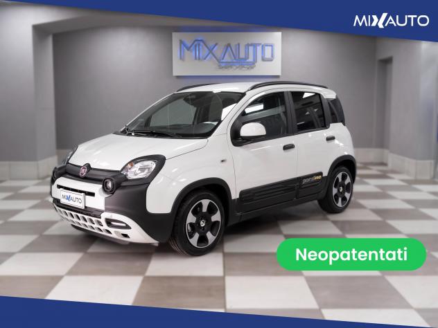 Fiat Panda Pandina Cross 1.0 Firefly Hybrid S&S 70CV