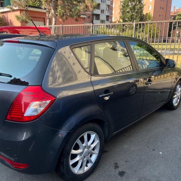 Kia Ceed cee'd 1.4 90CV 5p. EX - Foto 4