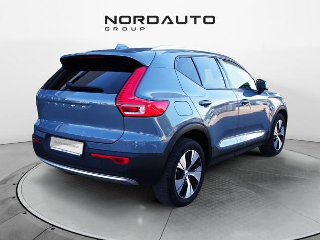 Volvo XC40 (2017--) D3 Geartronic Momentum Pro - Foto 4
