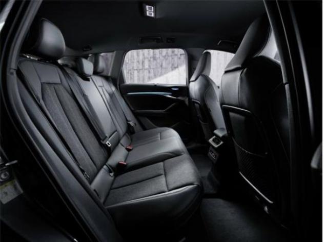 AUDI Q6 e-tron Q6 SPB e-tron performance S line rif. 23759234