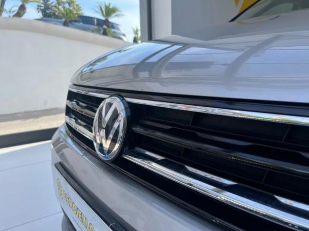 VOLKSWAGEN Tiguan 1.6 TDI SCR Style BlueMotion Technology rif. 23941128 - Foto 9