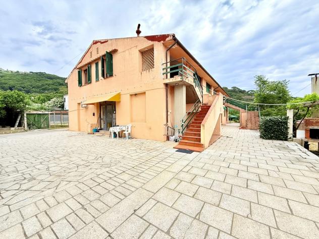 Villetta quadrifamiliare - Campo nell'Elba . Rif.: Cod. rif 3320472VRG