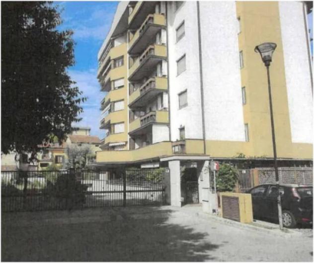 Immobile in asta di 50 m², box auto in vendita a Prato - Foto 9