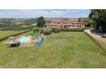 Splendido casolare in pietra con piscina, a Casole d’Elsa, Toscana, Siena.