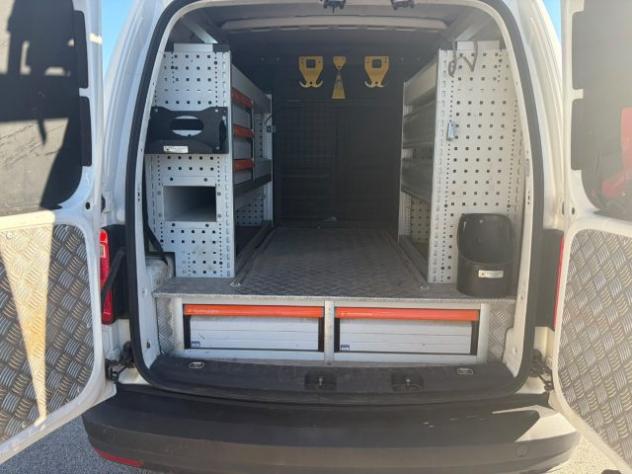 VOLKSWAGEN Caddy 2.0 TDI 122 CV 4Motion Furgone rif. 24117165 - Foto 10