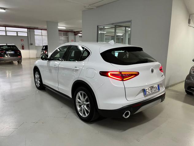 Alfa Romeo Stelvio 2.2 Turbodiesel 180 CV AT8 Executive - Foto 2