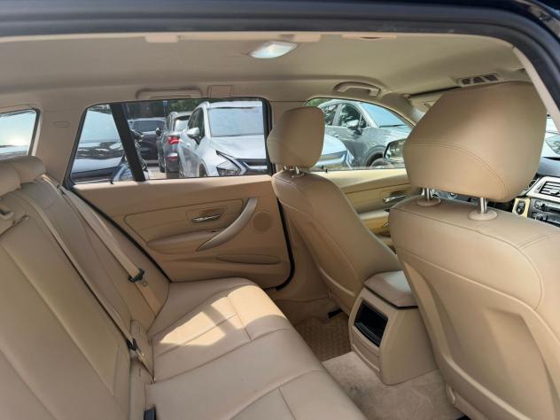BMW Serie 3 320d xDrive Business autom. - Foto 10