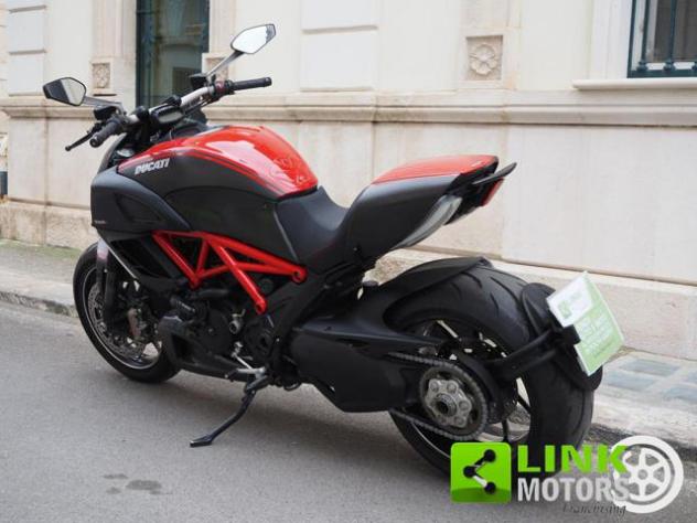 DUCATI Diavel Red Carbon - Foto 2