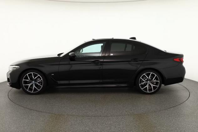 BMW Serie 5(G30/31/F90) 520d 48V xDrive Msport - Foto 2