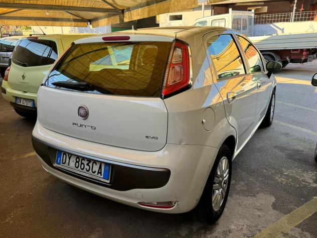 Fiat Punto Evo 1.4 5 porte Active Con Tetto Apribile - Foto 4
