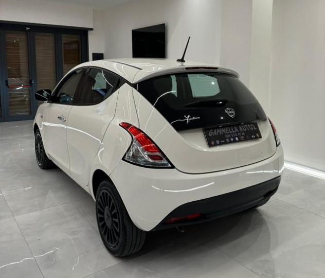 LANCIA Ypsilon 1.0 FireFly 5 porte S&S Hybrid Silver rif. 21904332 - Foto 4