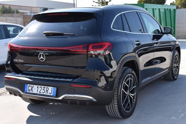 Mercedes-Benz EQA 250 Premium Plus *LUCI AMBIENTE* - Foto 4