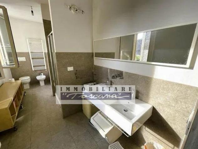 CASA INDIPENDENTE di 10 vani e di 230 mq (VIAREGGIO - Viareggio) rif. A1017 - Foto 13