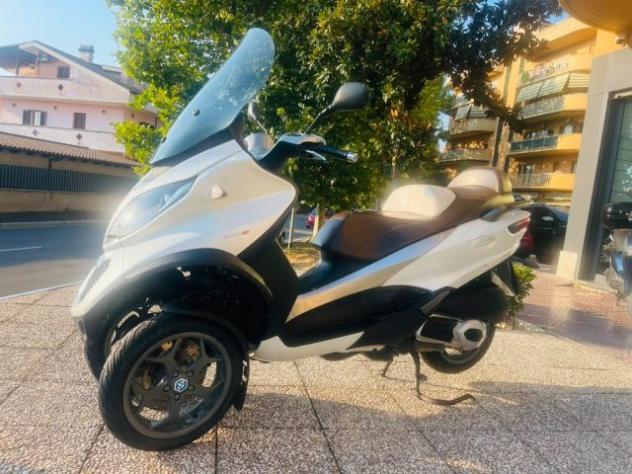 PIAGGIO MP3 LT 300 TUTTO INCLUSO ANCHE PASSAGGIO! MINI RATE rif. 23995561 - Foto 8