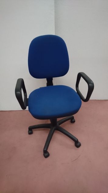 sedia con ruote