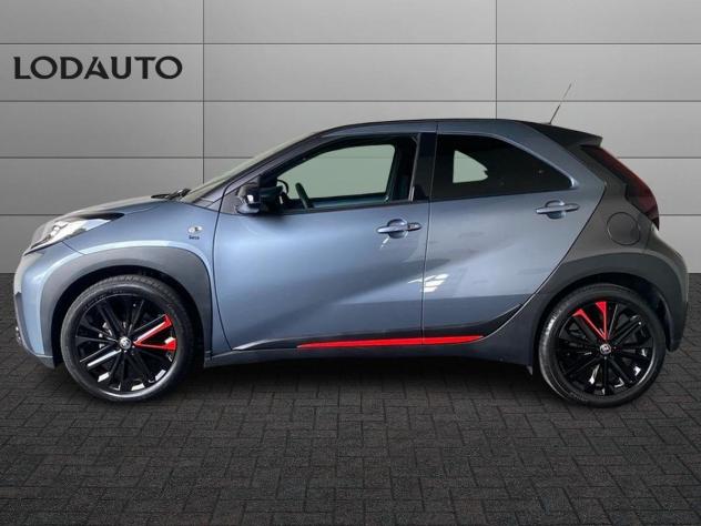 Toyota Aygo X 1.0B (72 CV) Undercover - Foto 6
