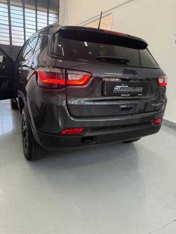 Jeep Compass 1.3 Turbo T4 240 CV PHEV AT6 4xe Trailhawk - Foto 3