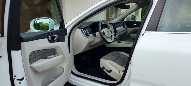 Volvo XC60 D4 AWD Geartronic Business - Foto 2