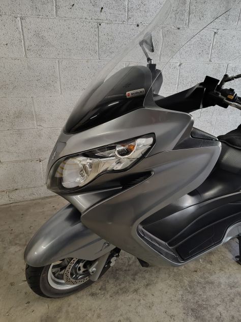 SCOOTER SUZUKI BURGMAN K7 400 - Foto 2