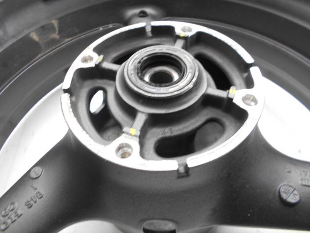 HONDA HORNET 600 CERCHIO POSTERIORE 17 X 5.50 2003 PC36A03F - Foto 5
