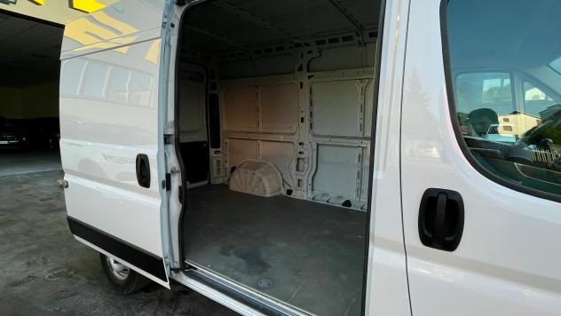 FIAT DUCATO 33 2.2 MJT PM-TM 140CV - TELECAMERA POSTERIORE, CARPLAY, NEOPATENTATI - Foto 8