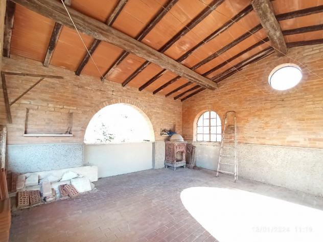 CASA SEMI INDIPENDENTE di 8 vani e di 120 mq (CAMAIORE) rif. 093 - Foto 11