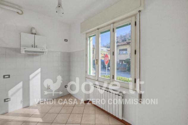 Casa indipendente di 209 m² con 5 locali e box auto doppio in vendita a Laveno-Mombello - Foto 16