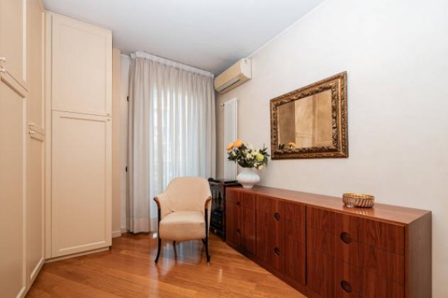 Appartamento di 200 m² con 5 locali e box auto in vendita a Milano - Foto 18