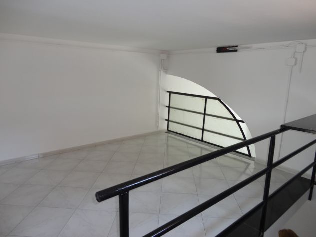 VENDITA NEGOZIO FRONTE STRADA - Foto 5