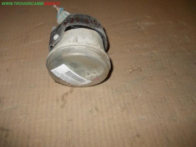 PROIETTORE FENDINEBBIA D. 04 CHRYSLER VOYAGER / G.VOYAGER (RS) Parti elettriche Fanaleria Fendinebbia dx. CHRYSLER - VOYAGER / G.VOYAGER - 01-05-2