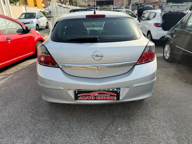 Opel Astra GTC 1.7 CDTI 110CV 3 porte Cosmo - Foto 5