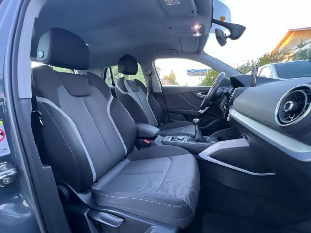 Audi Q2 30 TDI Admired - Foto 6
