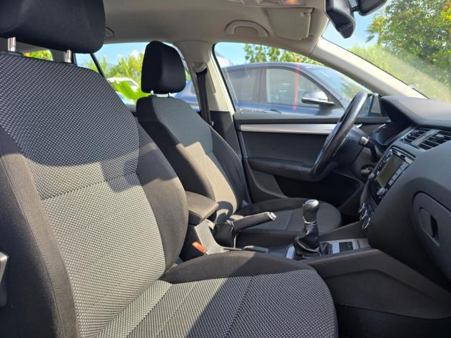 Skoda Octavia 1.4 TSI Executive G-Tec 110CV - Foto 8