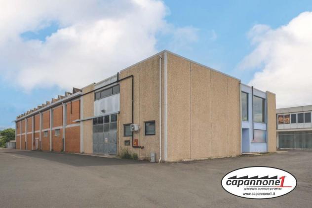 Capannone industriale in vendita a Fornacette - Calcinaia 1600 mq Rif: 1356479